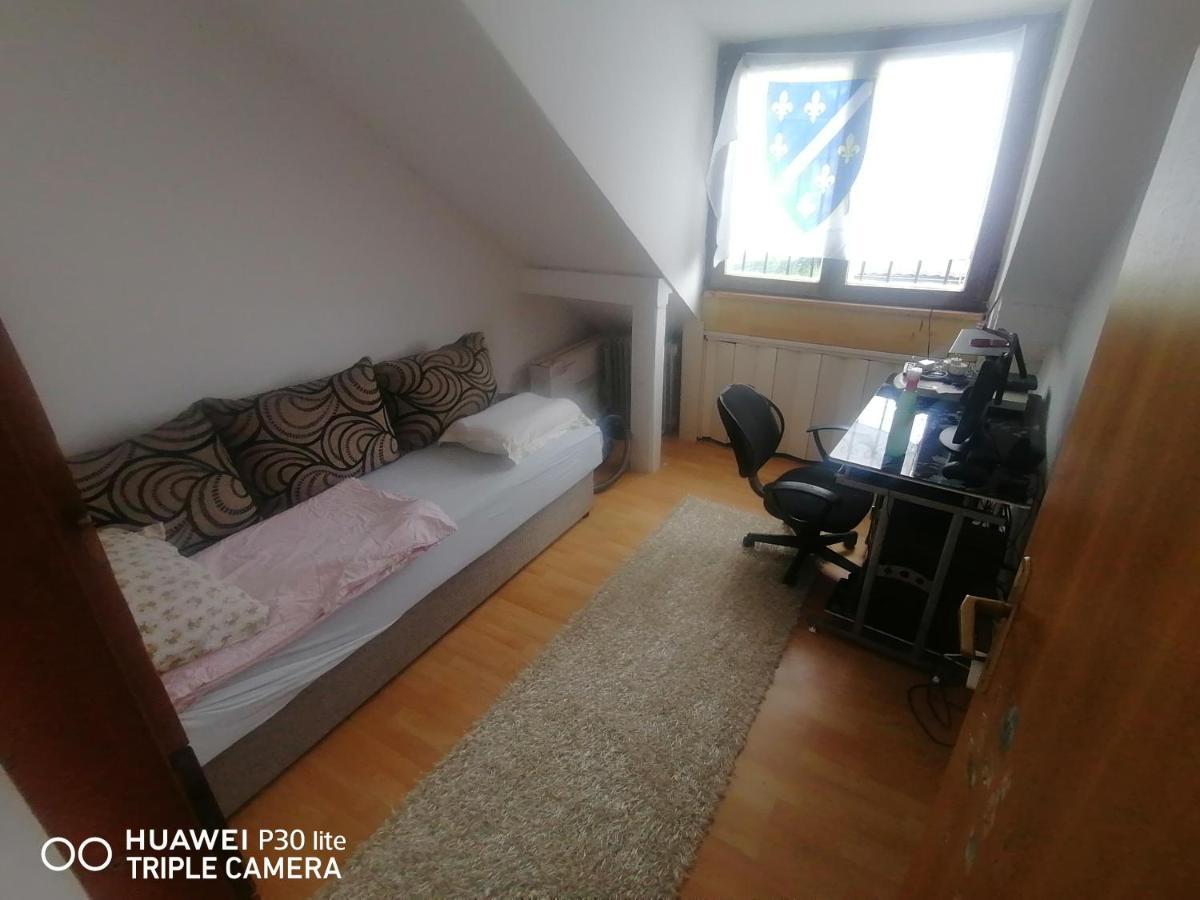 Asja Guest House Lukavac Zewnętrze zdjęcie