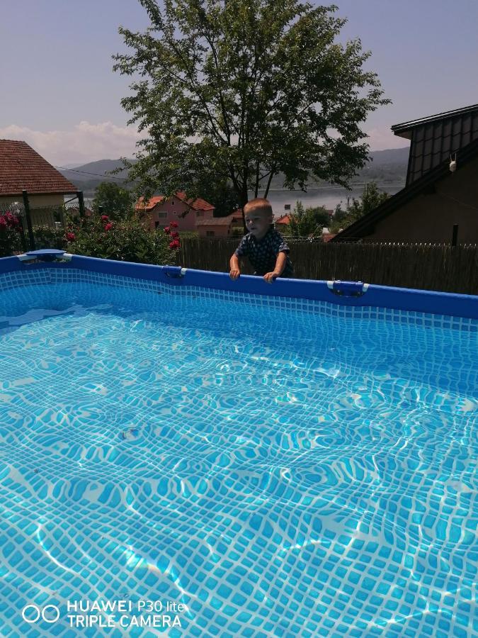 Asja Guest House Lukavac Zewnętrze zdjęcie