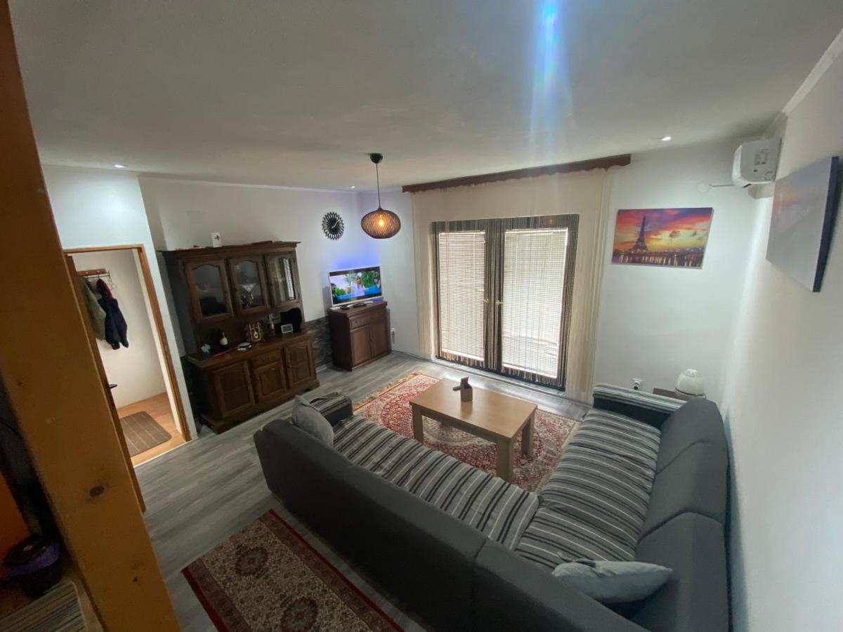 Asja Guest House Lukavac Zewnętrze zdjęcie