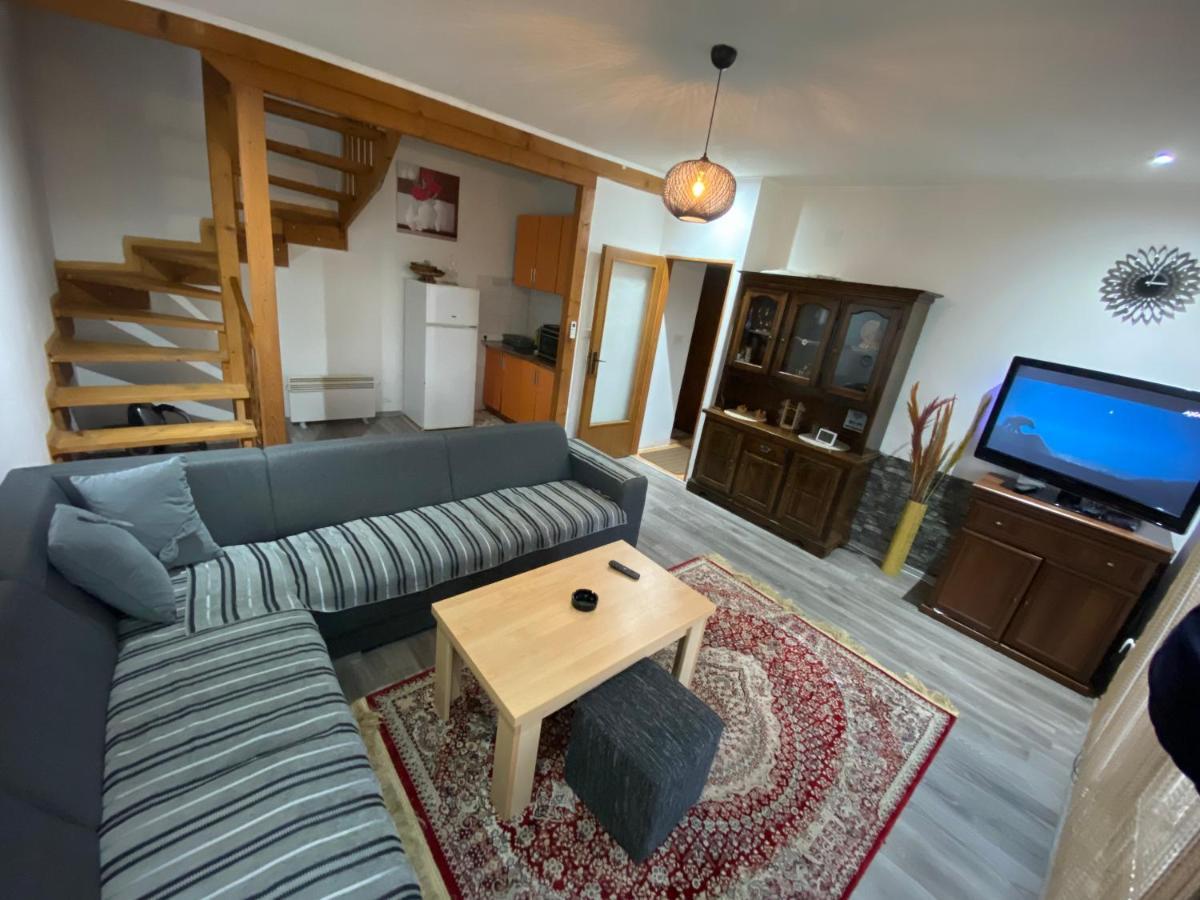 Asja Guest House Lukavac Zewnętrze zdjęcie