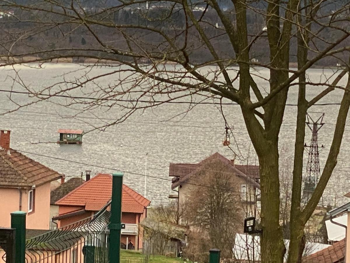 Asja Guest House Lukavac Zewnętrze zdjęcie