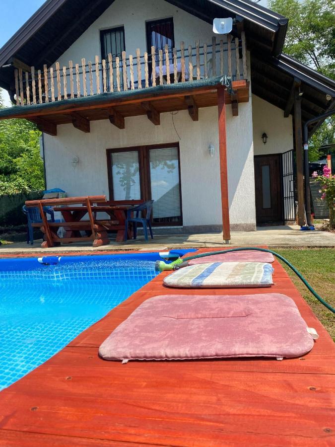 Asja Guest House Lukavac Zewnętrze zdjęcie